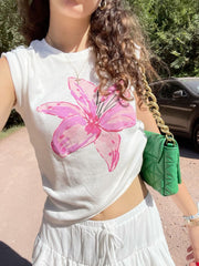 Floral Baby Tee – Chic White Crop Top with Pink Flower Print Color white
