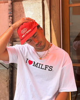 Bold & Funny “I ❤️ MILFS” T-Shirt – Trendy Statement